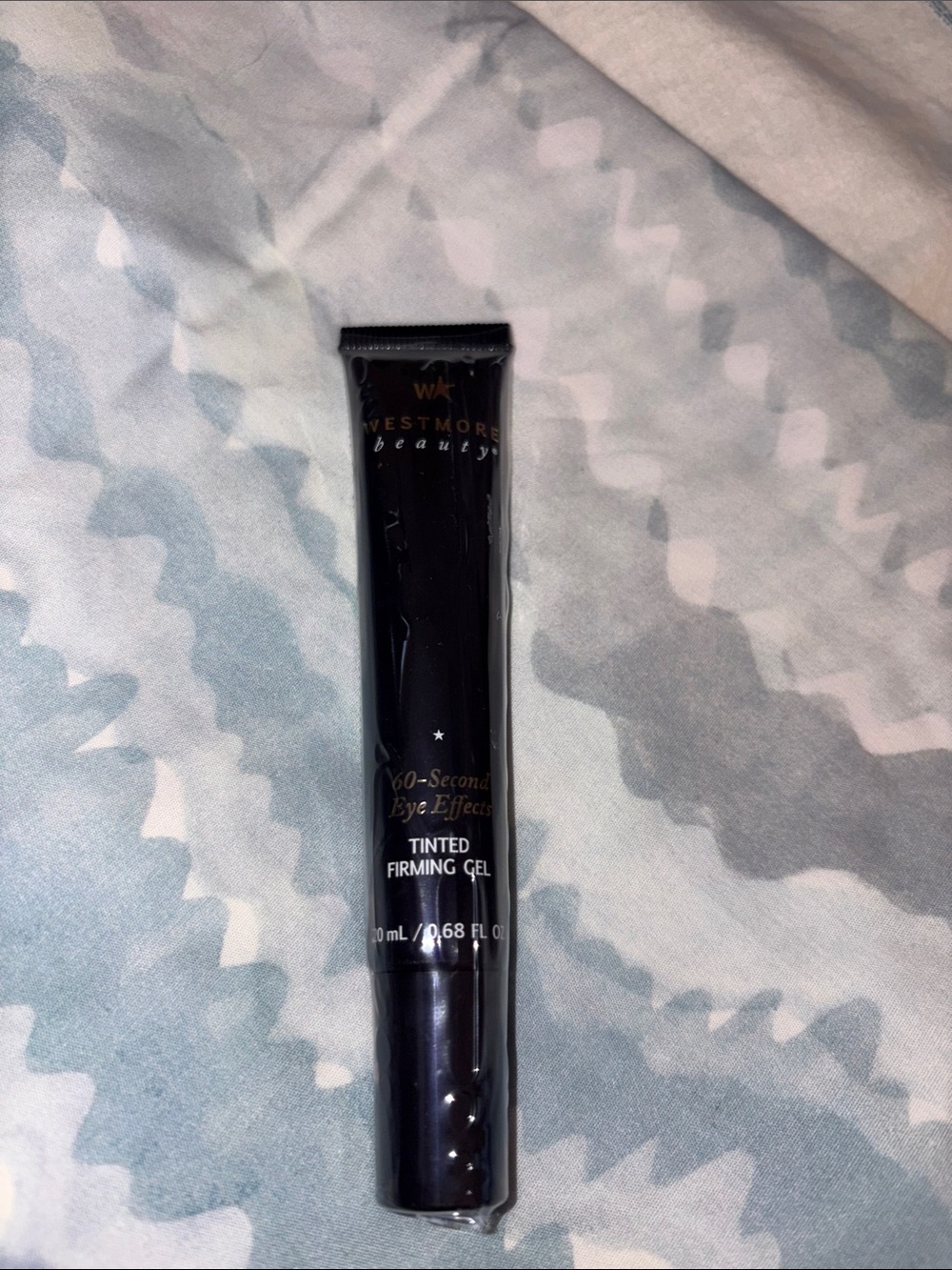 👁️ WESTMORE BEAUTY 60 second eye effect Light / Medium NEW tinted firming gel